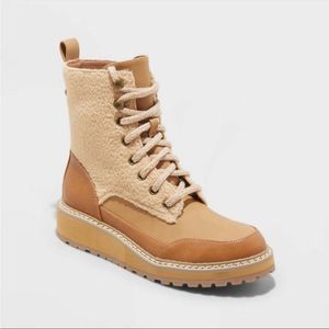 Universal Thread Tan and Cream Sherpa Lace-Up Combat Boot